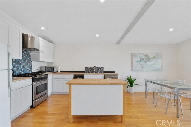 Detail Gallery Image 10 of 38 For 23777 Mulholland Hwy Hwy #62,  Calabasas,  CA 91302 - 4 Beds | 4 Baths