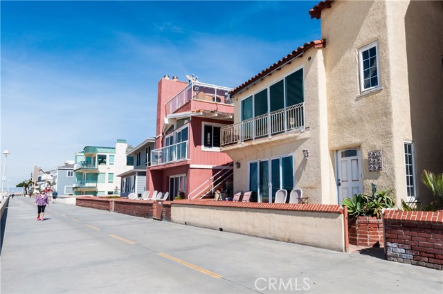 230 The Strand, Hermosa Beach, California 90254, ,Residential Income,Sold,The Strand,SB17045743