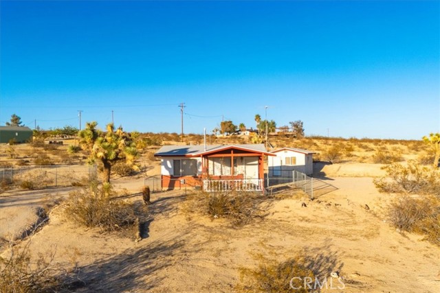 Detail Gallery Image 3 of 52 For 63258 Sunny Sands Dr, Joshua Tree,  CA 92252 - 1 Beds | 1/1 Baths