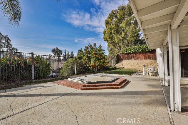 Detail Gallery Image 15 of 66 For 53 Rolling Hills Dr, Pomona,  CA 91766 - 3 Beds | 2 Baths