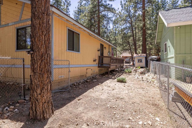 1178 Pine Ridge Lane, Big Bear City CA: https://media.crmls.org/medias/9eafcc19-5379-4f81-b248-aea8a1d8c924.jpg