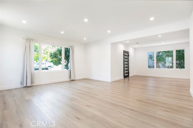 Detail Gallery Image 10 of 38 For 528 Spencer St, Glendale,  CA 91202 - 3 Beds | 2 Baths