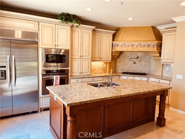 11 Gentle Breeze, Newport Coast CA: https://media.crmls.org/medias/9eafe2f1-62c9-4d6a-b3da-41fb7dfb6e60.jpg
