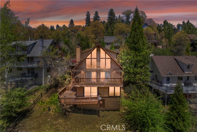 28193 Grenoble Dr, Lake Arrowhead, CA 92352