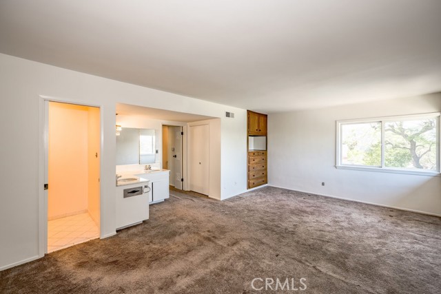 851 Misty Isle Drive, Glendale CA: https://media.crmls.org/medias/9eb0d8a8-2aaa-4c23-9481-b697a404d9aa.jpg