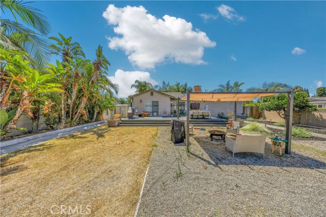 17971 Theodora Drive, Tustin CA: https://media.crmls.org/medias/9eb112ce-5acc-417e-97c1-33d1280de6e1.jpg