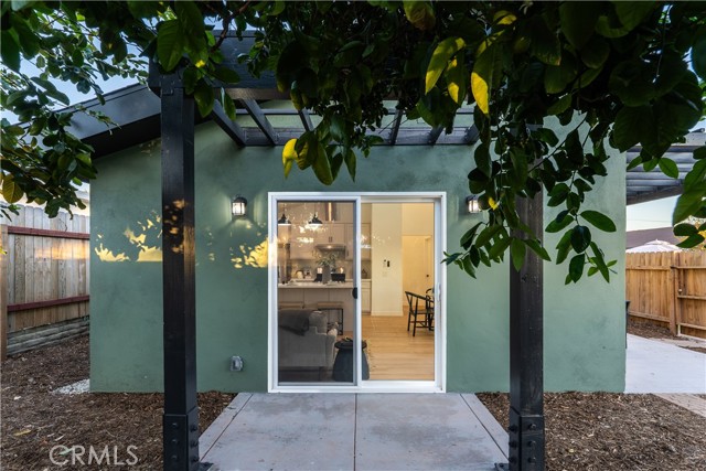 Detail Gallery Image 32 of 33 For 16122 San Fernando Mission Bld, Granada Hills,  CA 91344 - 5 Beds | 5 Baths