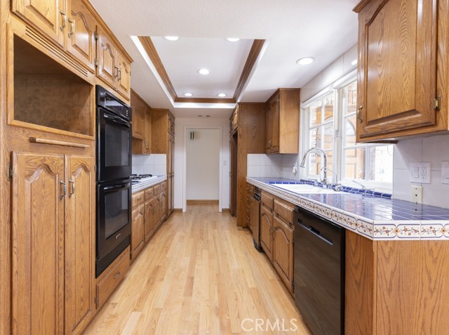 12792 Longden Street, Garden Grove CA: https://media.crmls.org/medias/9eb218a9-9203-4a75-93e8-69c2622e71e7.jpg