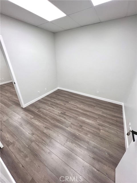 Unit 206 2-Rooms