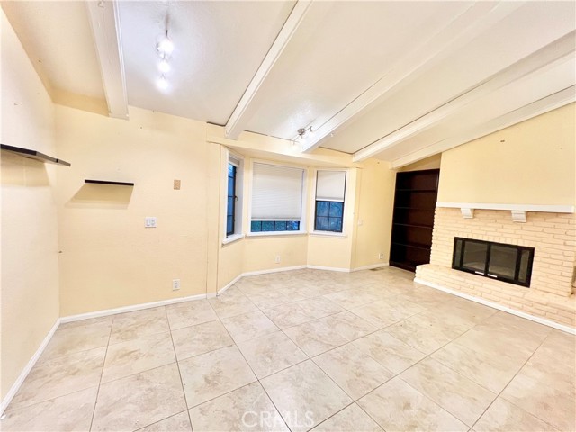 Detail Gallery Image 14 of 25 For 5539 Fairview Pl, Agoura Hills,  CA 91301 - 4 Beds | 3 Baths