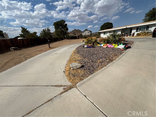 Detail Gallery Image 5 of 31 For 19124 Kaibab Ct, Apple Valley,  CA 92307 - 3 Beds | 2 Baths