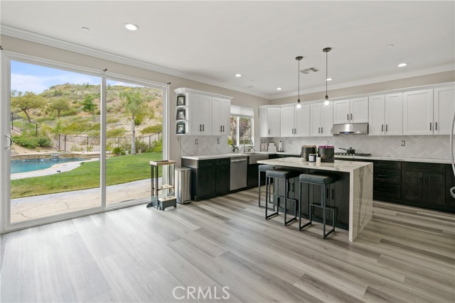 Detail Gallery Image 11 of 44 For 20508 Charlie Ct, Saugus,  CA 91350 - 4 Beds | 3 Baths