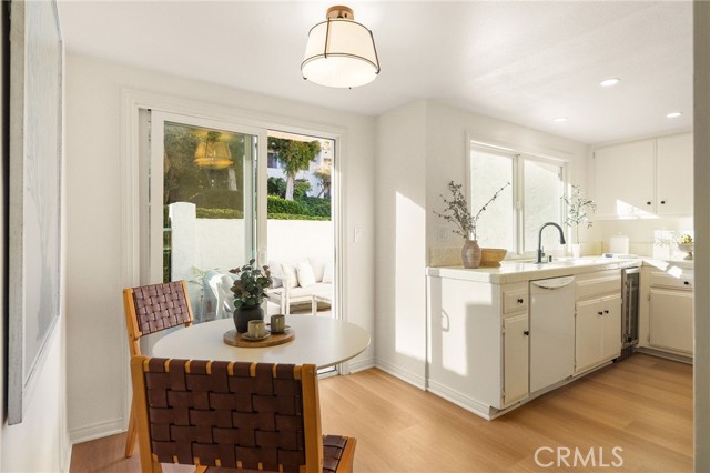 Detail Gallery Image 6 of 38 For 69 Cottonwood Cir, Rolling Hills Estates,  CA 90274 - 3 Beds | 3 Baths