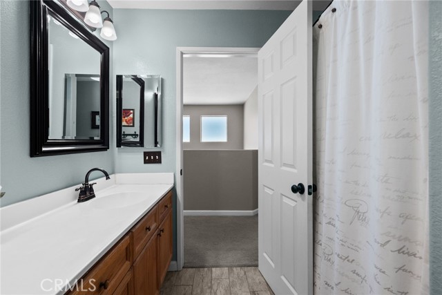 27606 Primrose Lane, Castaic CA: https://media.crmls.org/medias/9eb510b1-6b5b-48f4-9194-9e95ae9904f3.jpg