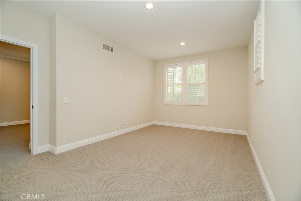 MLS #OC25261800 image #25