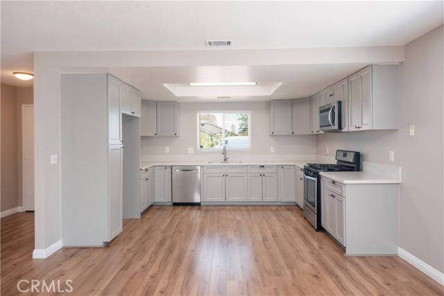 Details for 17875 Idyllwild Lane, Victorville, CA 92395