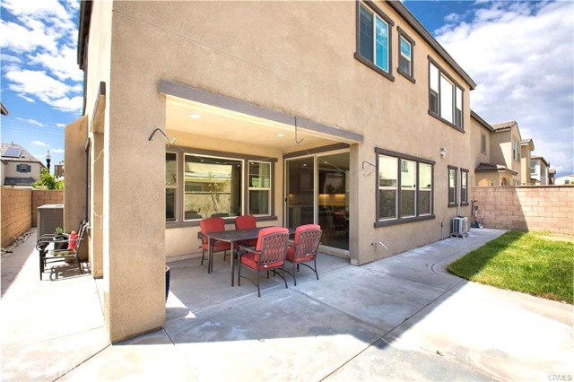 Detail Gallery Image 14 of 16 For 4863 S Bountiful Trl, Ontario,  CA 91762 - 6 Beds | 4 Baths