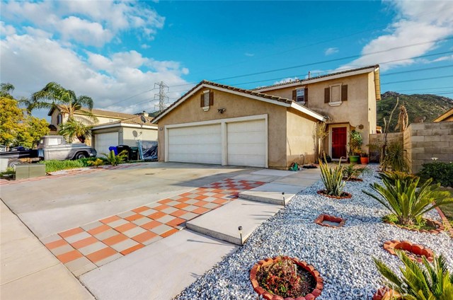 16031 Windcrest Dr, Fontana, CA 92337