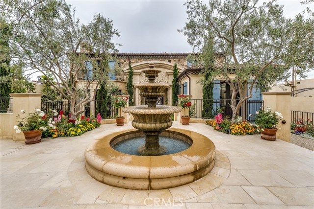 9 Pelican Crest Drive