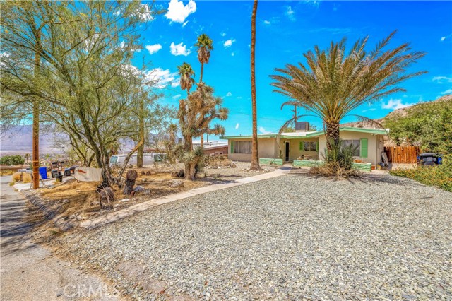12315 Avenida Alta Loma, Desert Hot Springs CA: https://media.crmls.org/medias/9eb8afa4-9624-46e2-9b93-f8a4e2709e54.jpg