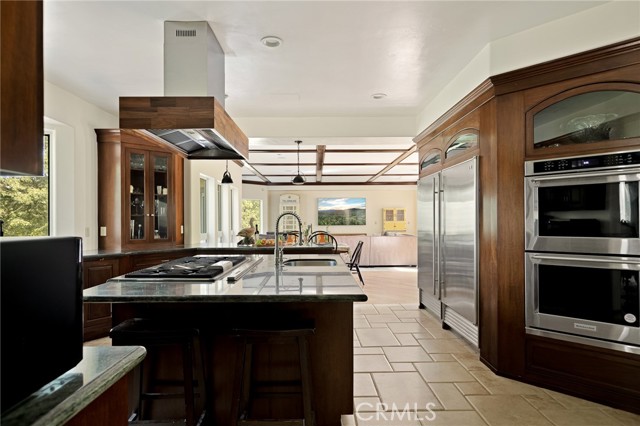 Detail Gallery Image 11 of 30 For 1036 Mallard Dr, Lake Arrowhead,  CA 92352 - 5 Beds | 4/1 Baths