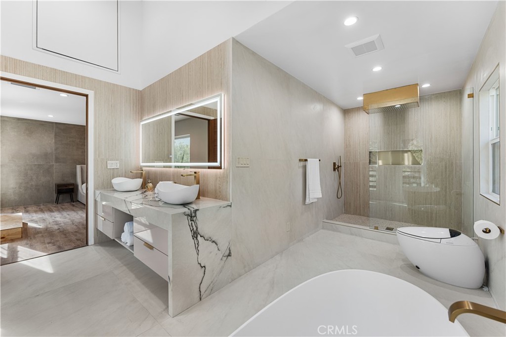 2911 E Chevy Chase DriveGlendale img 54