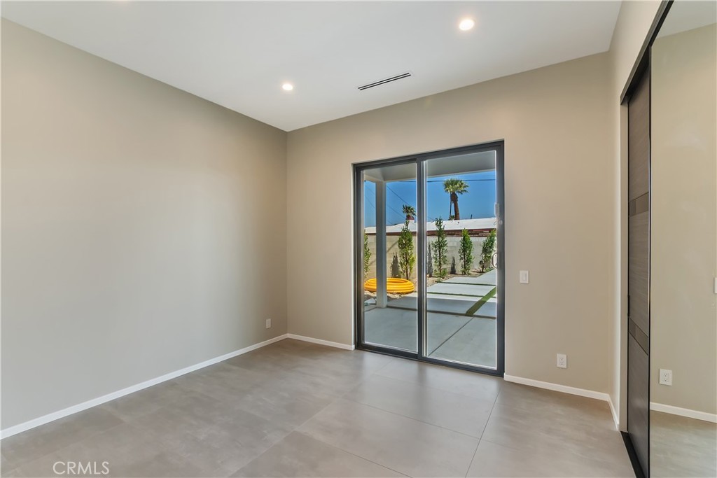 MLS #OC25277780 image #13