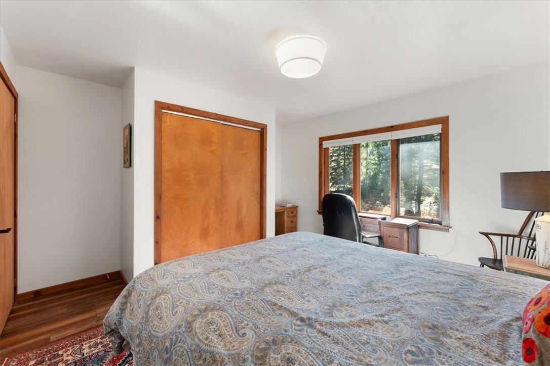 Detail Gallery Image 15 of 37 For 413 N Adams Dr, Mount Shasta,  CA 96067 - 3 Beds | 2/1 Baths
