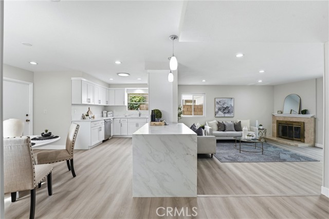 Detail Gallery Image 7 of 48 For 10377 Morning Glory Ave, Fountain Valley,  CA 92708 - 4 Beds | 2 Baths