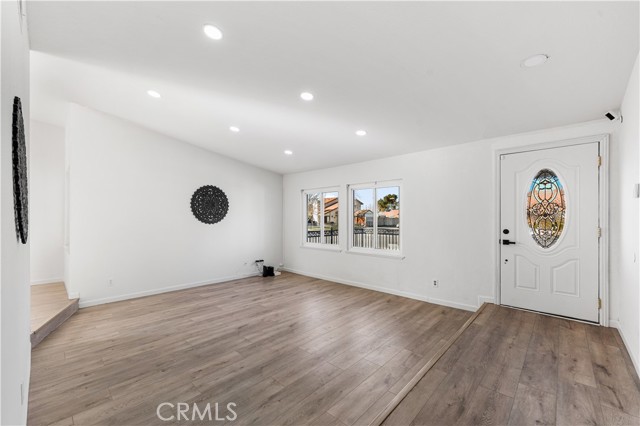 Detail Gallery Image 6 of 48 For 4604 E Avenue R6, Palmdale,  CA 93552 - 3 Beds | 2 Baths