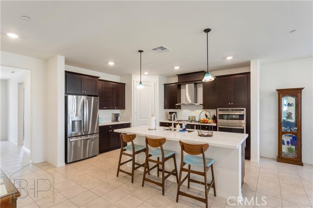 4071 E Amigos Privado, Ontario CA: https://media.crmls.org/medias/9ebdbf8d-2d0f-4118-81e0-d63a59928444.jpg