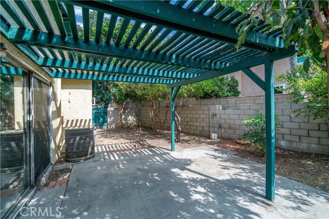10907 Danielson Drive, South El Monte CA: https://media.crmls.org/medias/9ebdf734-50ff-4899-97ff-47fed0eb301b.jpg