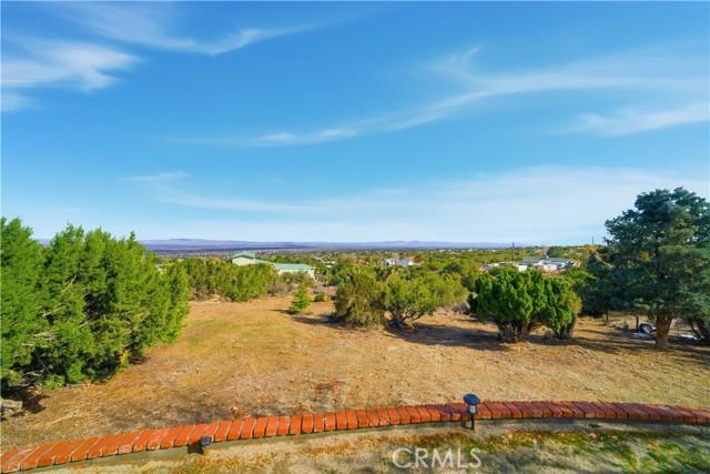 9385 Pinon Hills, Pinon Hills CA: https://media.crmls.org/medias/9ebf3252-e060-43df-a141-3aa1803084fa.jpg