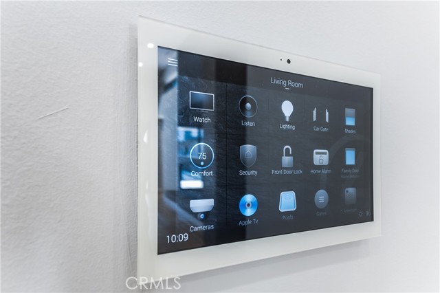 Detail Gallery Image 16 of 47 For 6230 Beeman Ave, North Hollywood,  CA 91606 - 6 Beds | 4/2 Baths