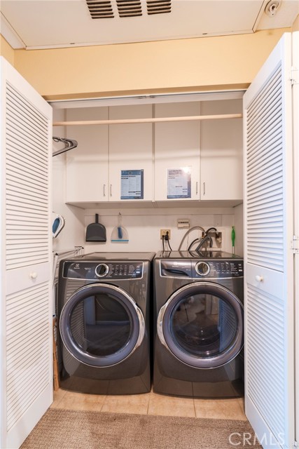 1801 E Katella Avenue, Anaheim CA: https://media.crmls.org/medias/9ebfb695-411a-48bd-93ec-62462d096ec7.jpg