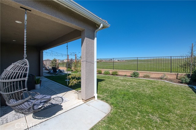 Detail Gallery Image 41 of 46 For 977 Little Canyon Dr, Madera,  CA 93636 - 4 Beds | 3 Baths
