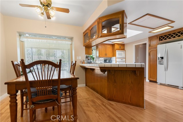 3419 Crest Drive, Bakersfield CA: https://media.crmls.org/medias/9ec08ce5-d1af-4afd-b1be-cb9b73299cc8.jpg