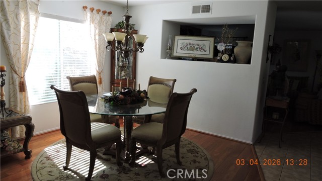 Detail Gallery Image 11 of 56 For 1855 Old Baldy, Upland,  CA 91784 - 4 Beds | 2/1 Baths