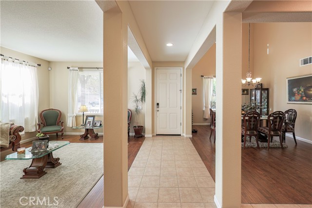 Detail Gallery Image 5 of 62 For 4096 Toulon Ct, Merced,  CA 95348 - 4 Beds | 3/1 Baths