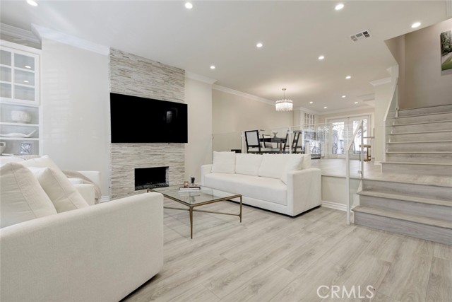 Detail Gallery Image 5 of 58 For 4342 Coldwater Canyon #3,  Studio City,  CA 91604 - 2 Beds | 3 Baths