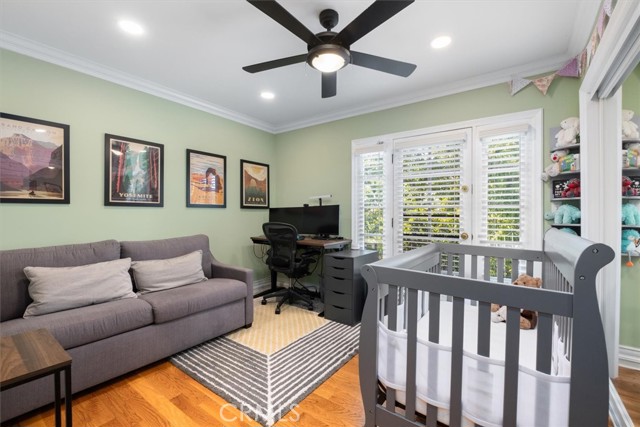 Detail Gallery Image 17 of 48 For 4040 Murietta Ave, Sherman Oaks,  CA 91423 - 3 Beds | 3 Baths