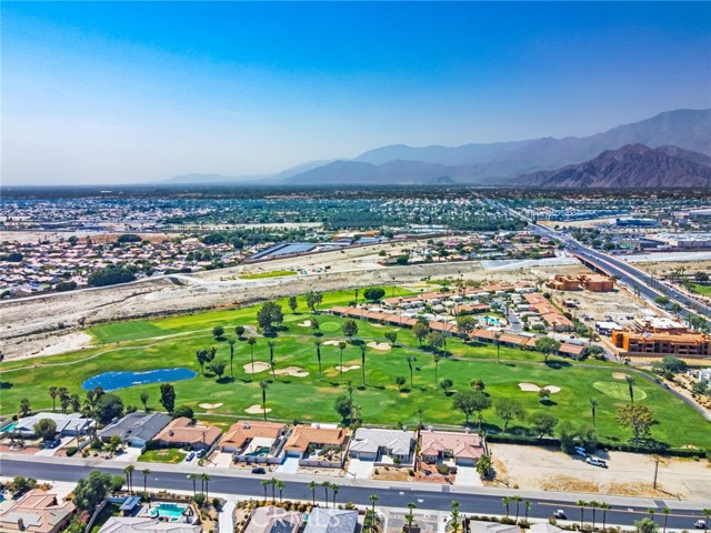80205 Westward Ho Drive, La Quinta CA: https://media.crmls.org/medias/9ec32034-d5d9-40f0-88e6-3bf71bdb657e.jpg