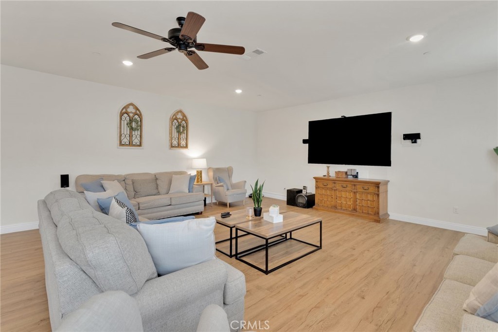 MLS #DW25261421 image #16