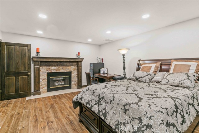 3225 Yardley Place, Simi Valley CA: https://media.crmls.org/medias/9ec4038c-8caf-4121-ade2-740049a75877.jpg