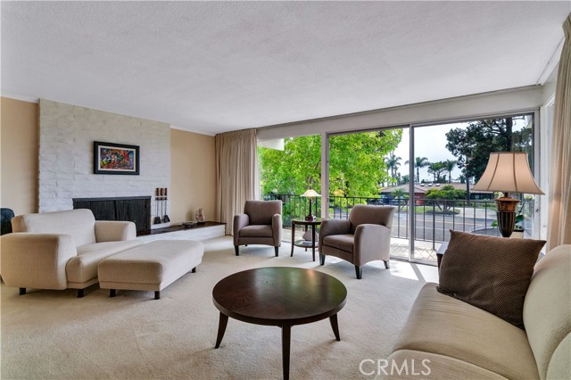 1620 Granvia Altamira, Palos Verdes Estates CA: https://media.crmls.org/medias/9ec481b8-f913-4ef7-a43b-ad1af637432a.jpg