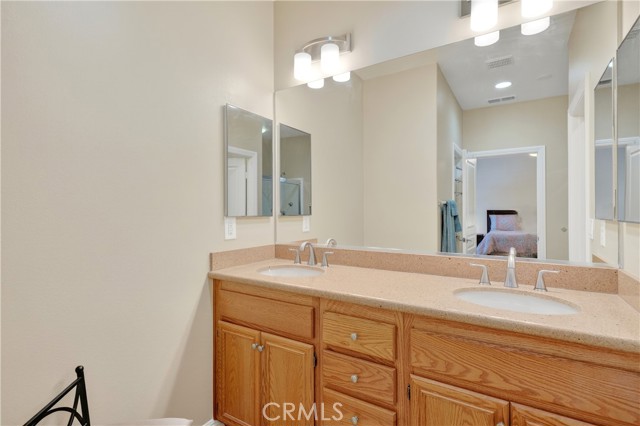 177 Janzen Way, Hemet CA: https://media.crmls.org/medias/9ec5030a-e0dd-4881-83e4-b72417bd655a.jpg