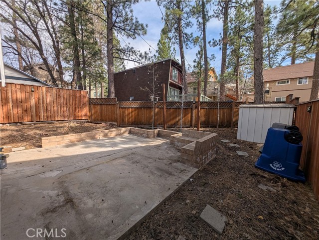 Detail Gallery Image 5 of 8 For 40221 Mill Creek, Big Bear Lake,  CA 92315 - 2 Beds | 1 Baths