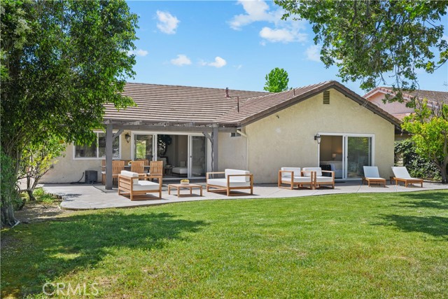 854 Rim Crest, Westlake Village CA: https://media.crmls.org/medias/9ec786bf-fde1-45b2-8b0c-aa5ed2d953fb.jpg