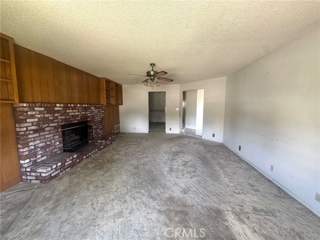2165 Trenton Court, Merced CA: https://media.crmls.org/medias/9ecaefcf-945d-469c-8c3c-691c699bab97.jpg