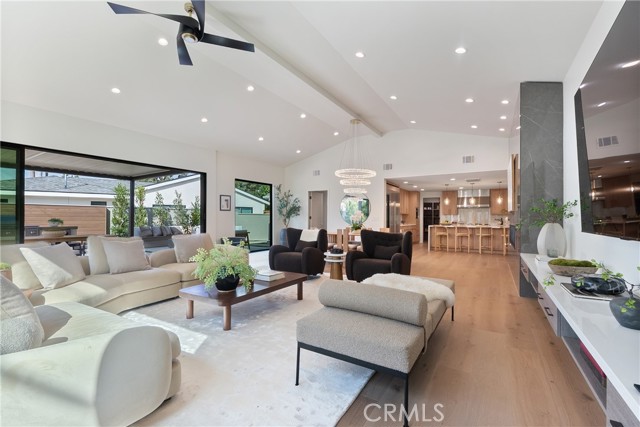 Image 18 of 63 For 2989 Ceylon Drive
